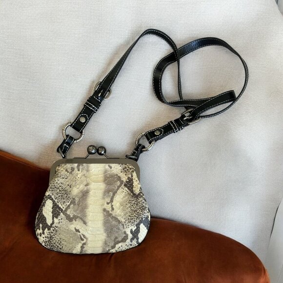 TOMMY BAHAMA Snake Print Leather Kisslock Crossbody Bag - Picture 1 of 8